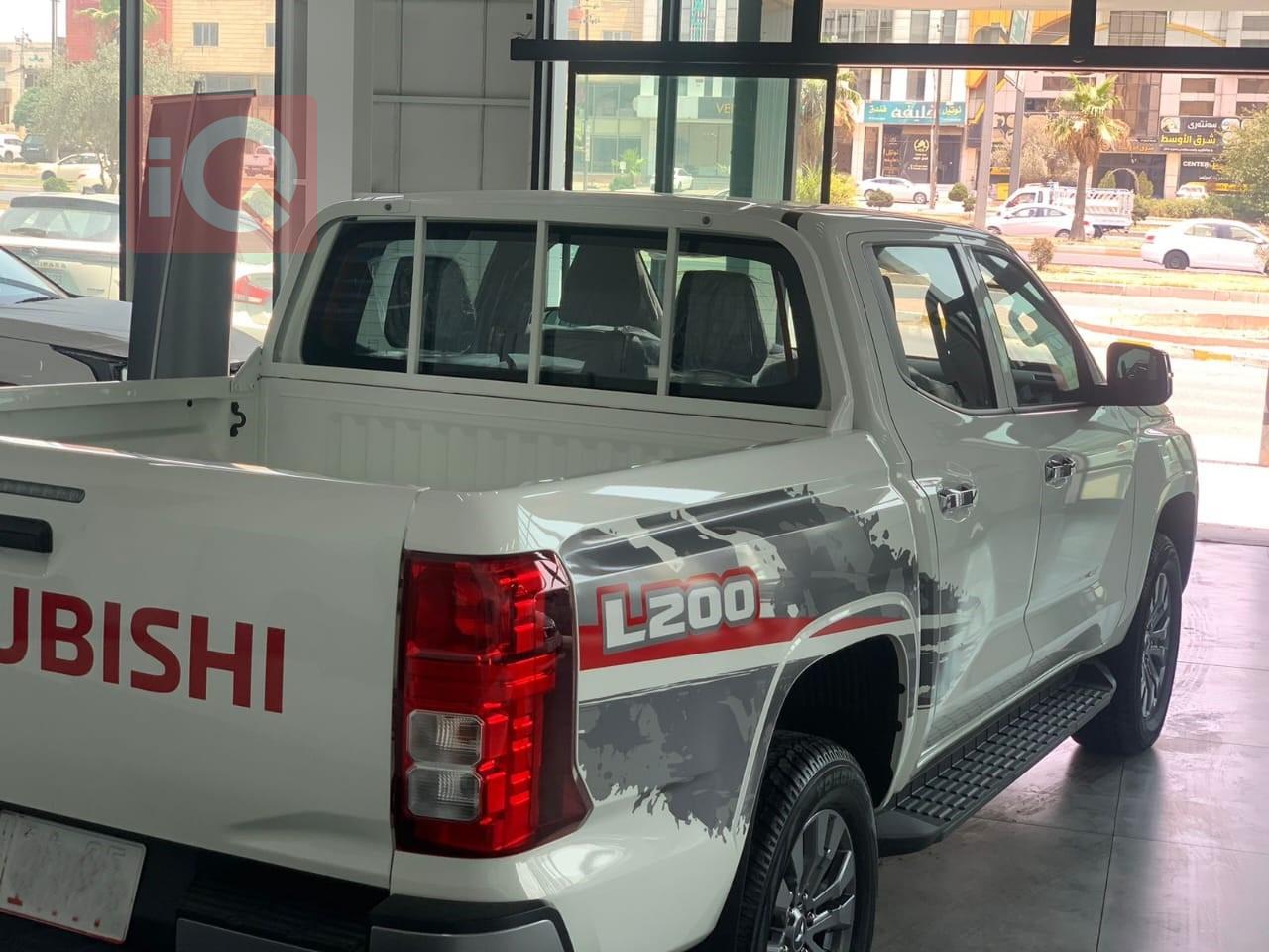 ميتسوبيشي L200